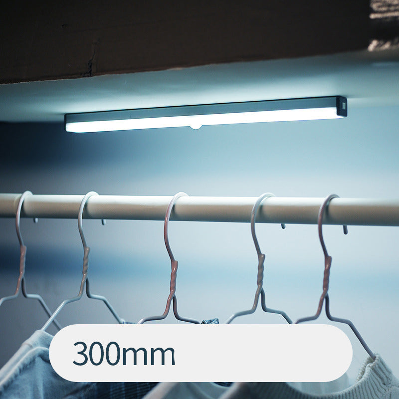 Barra LED com Sensor de Movimento – Luz Noturna Automática para Casa